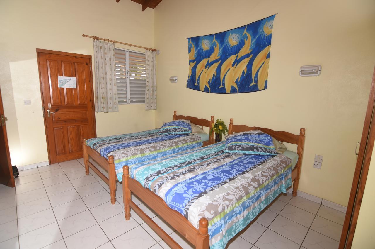 Sunset Bay Club All Inclusive Colihaut Exterior foto